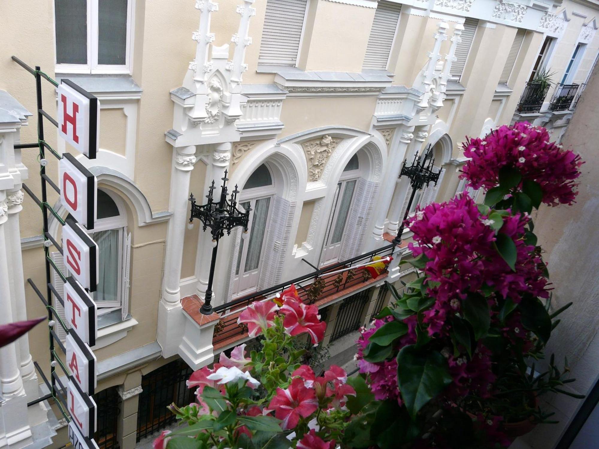 Hostal Goyal Pizarro Madrid Dış mekan fotoğraf