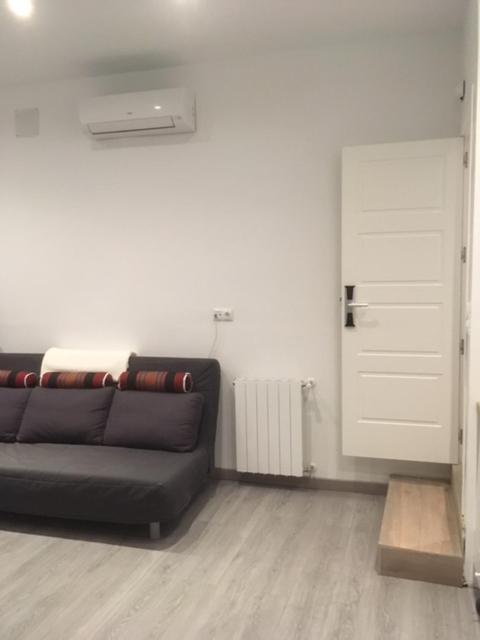 Hostal Goyal Pizarro Madrid Dış mekan fotoğraf