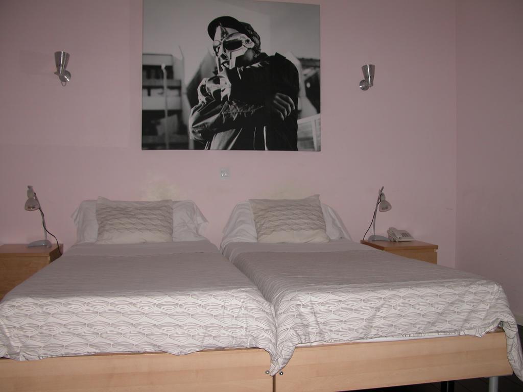Hostal Goyal Pizarro Madrid Dış mekan fotoğraf